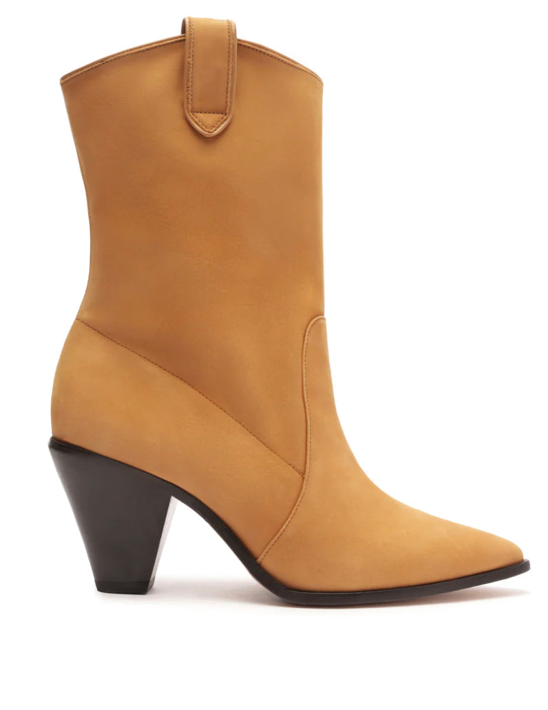 Mackie Boot