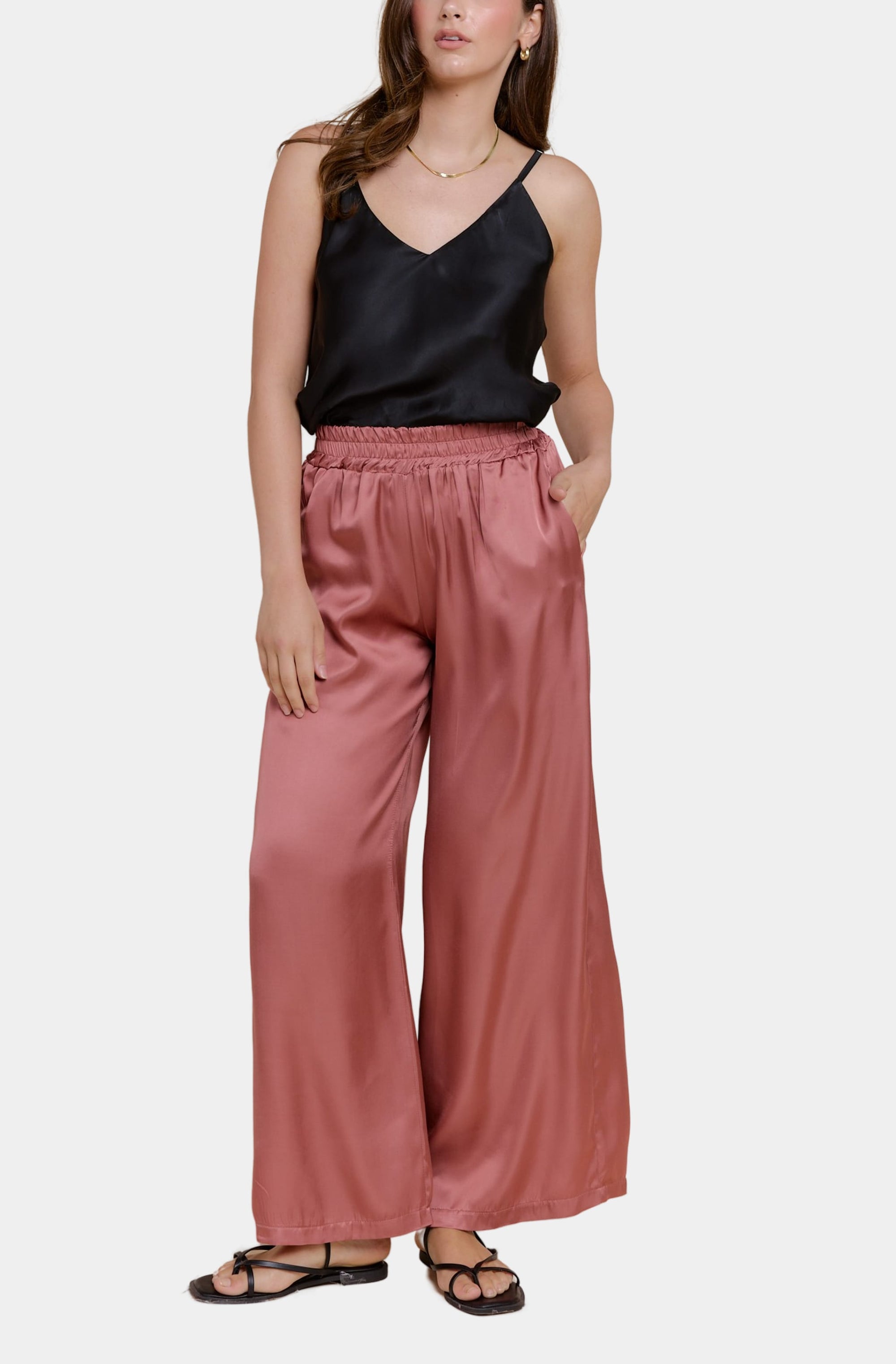 Amara Pant